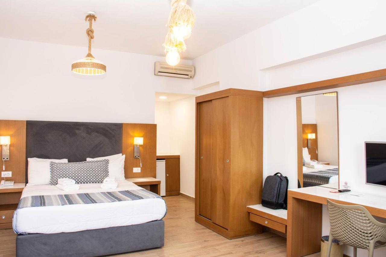 Hotel Yianna Caravel 