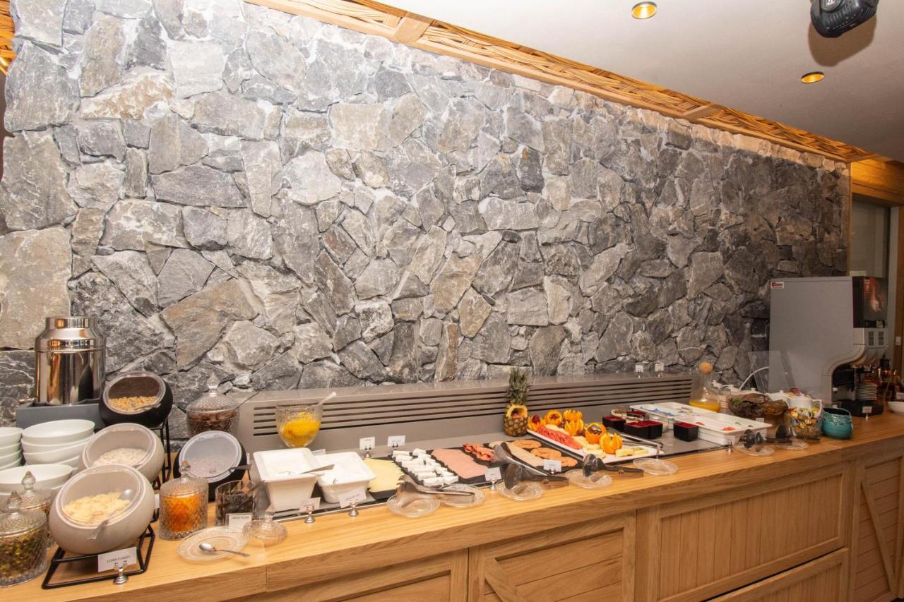 Hotel Yianna Caravel 