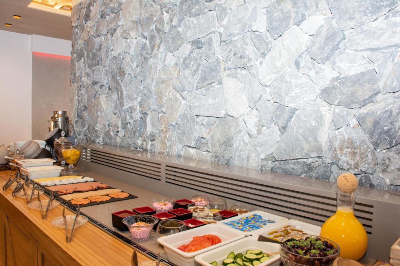 Hotel Yianna Caravel 